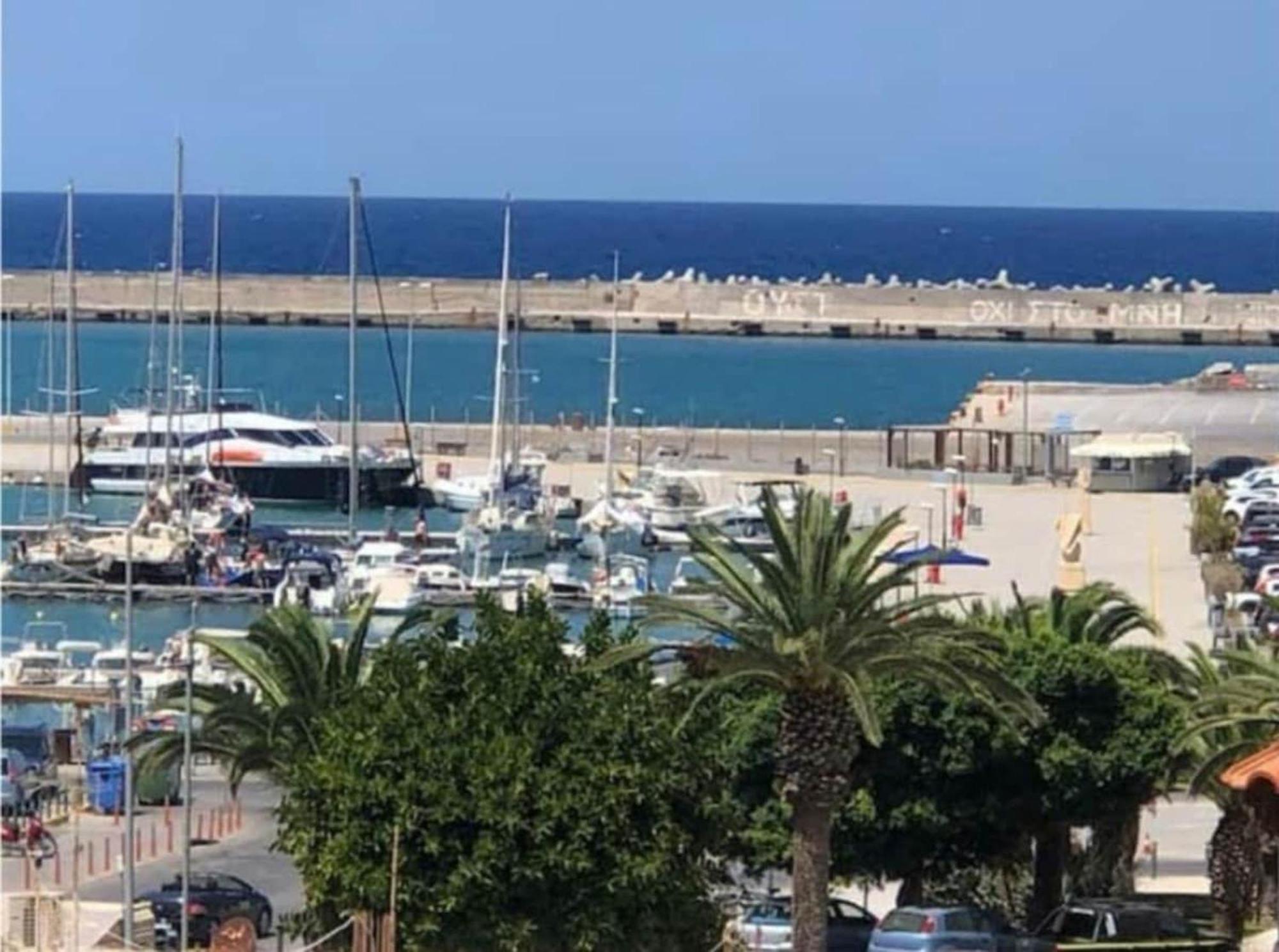 Kate Apartment, Across The Marina Rethymno  Bagian luar foto
